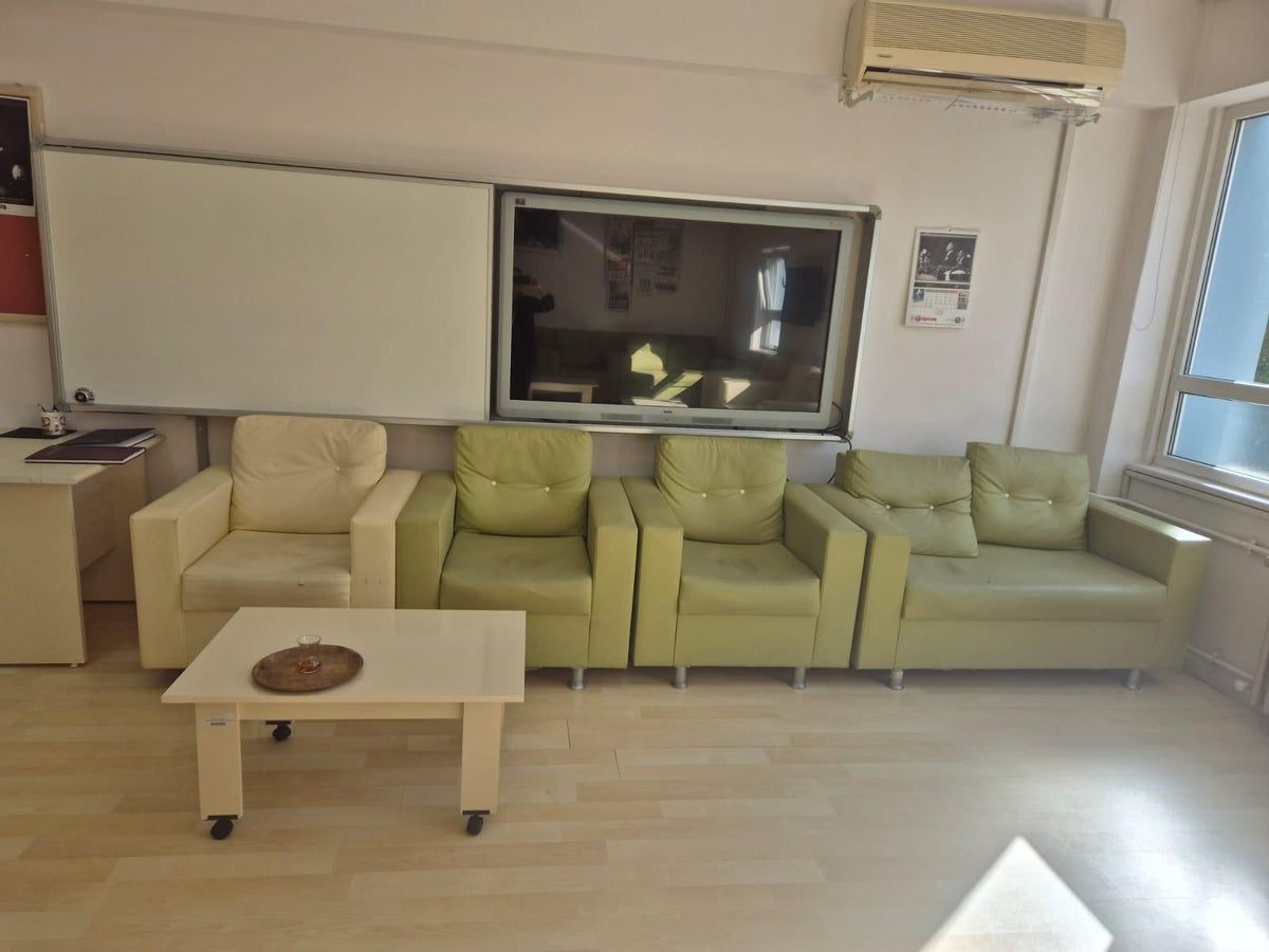 Öğretmenler Odası Mobilyaları Yenileme