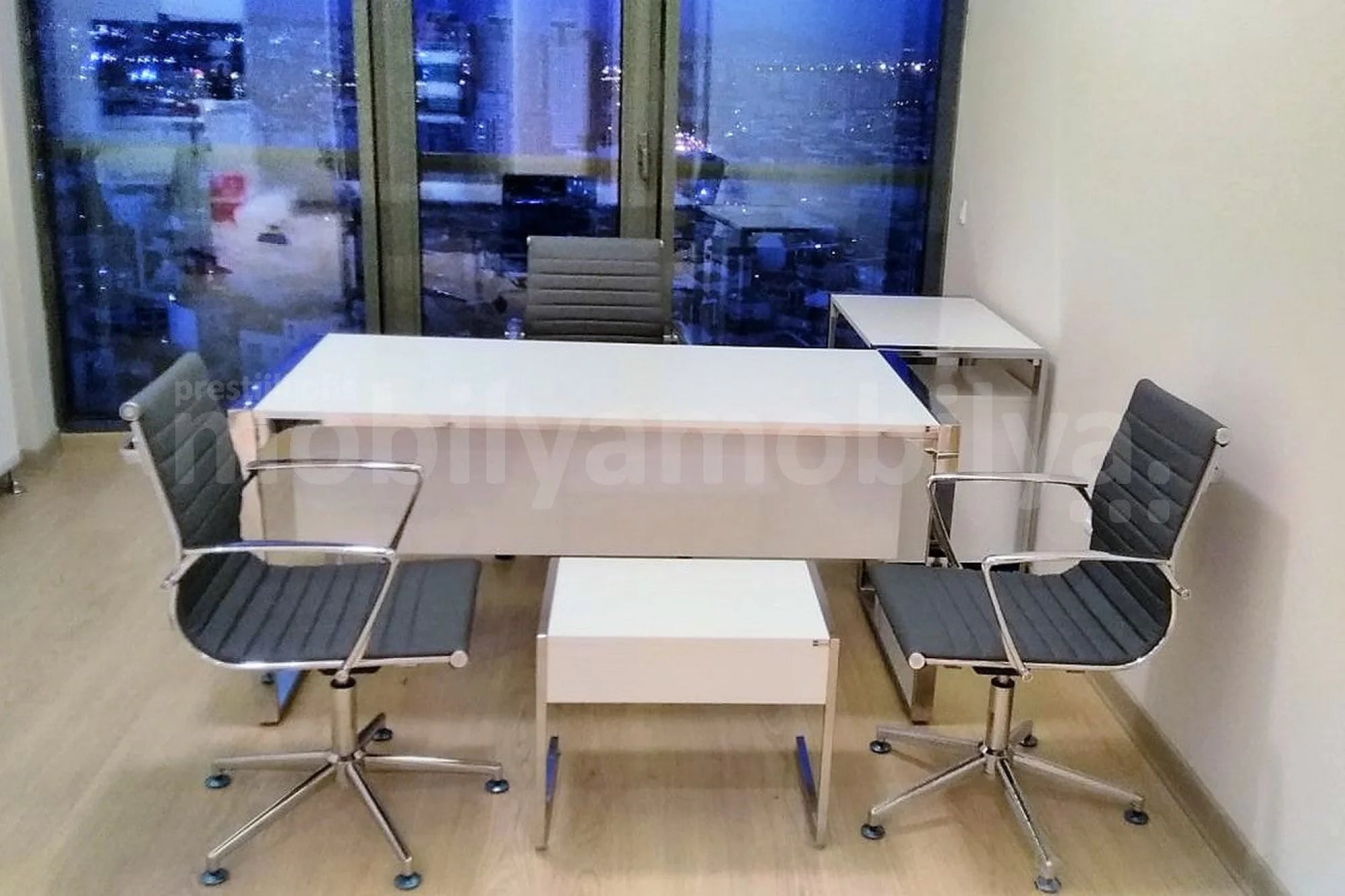 R4 Enerji Muhsin Bey Ataşehir İstanbul Ofis Mobilya
